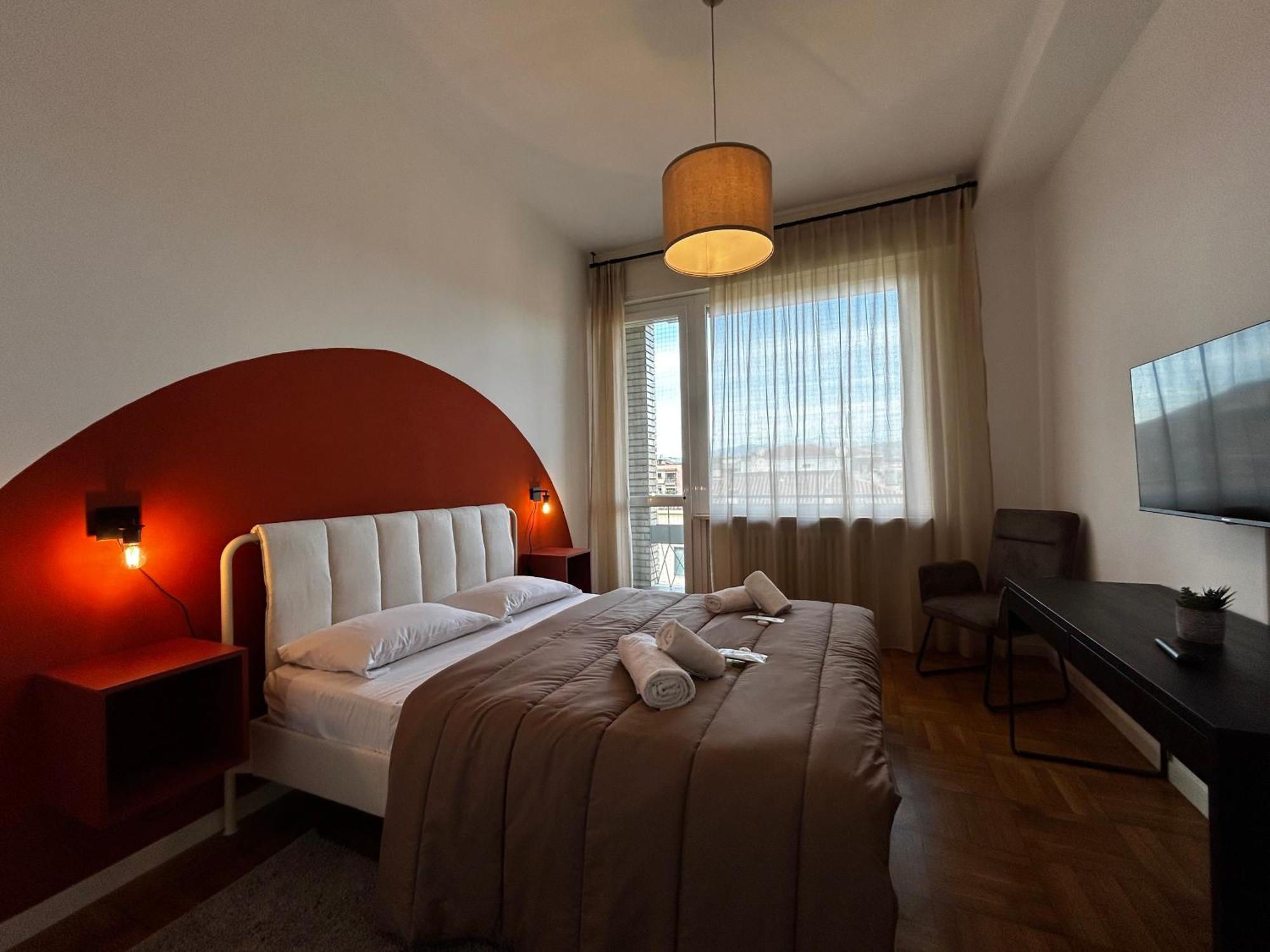 Big House-Private Parking-12" Walk From The Arena Apartment Verona Exterior photo