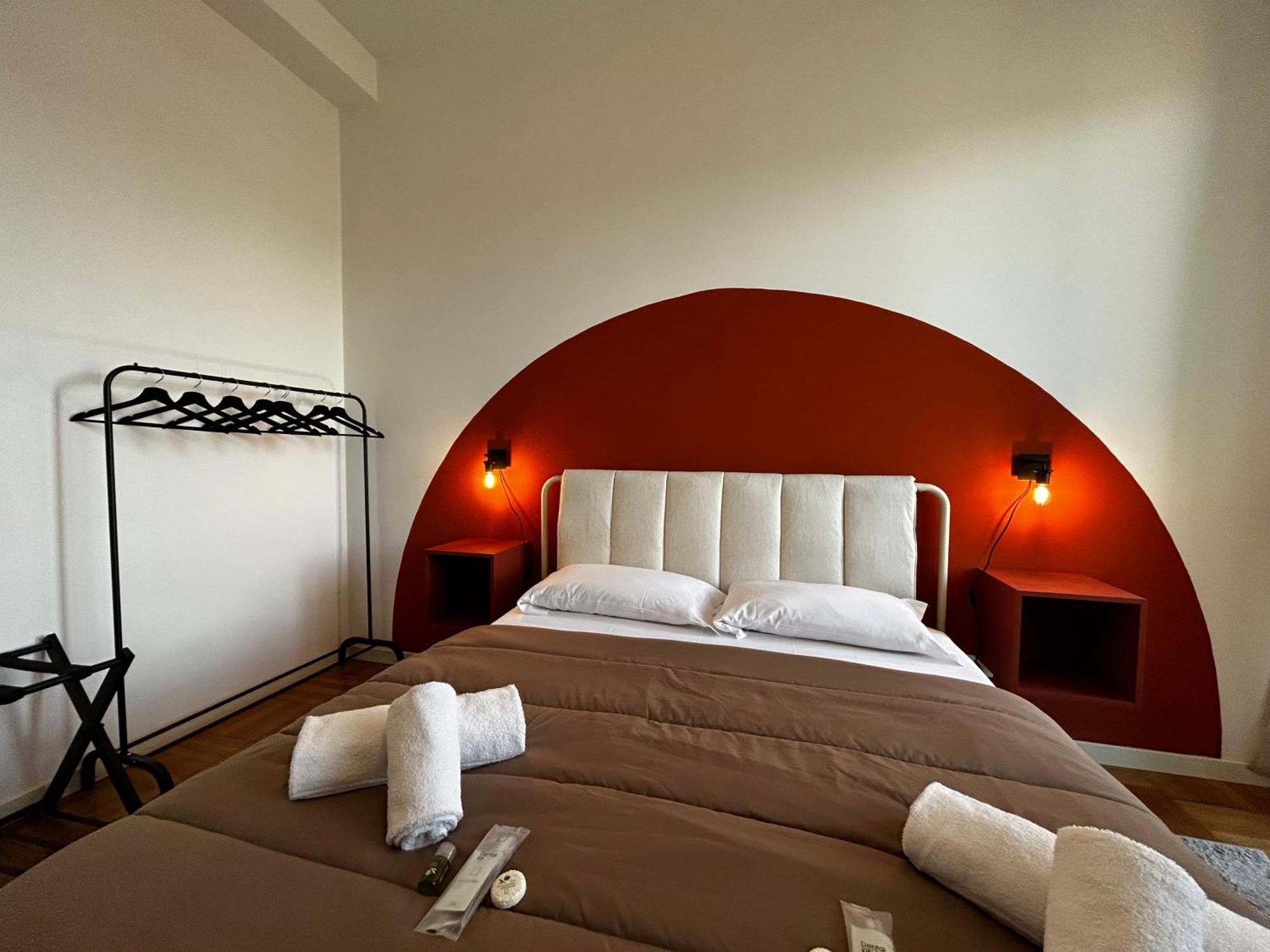 Big House-Private Parking-12" Walk From The Arena Apartment Verona Exterior photo
