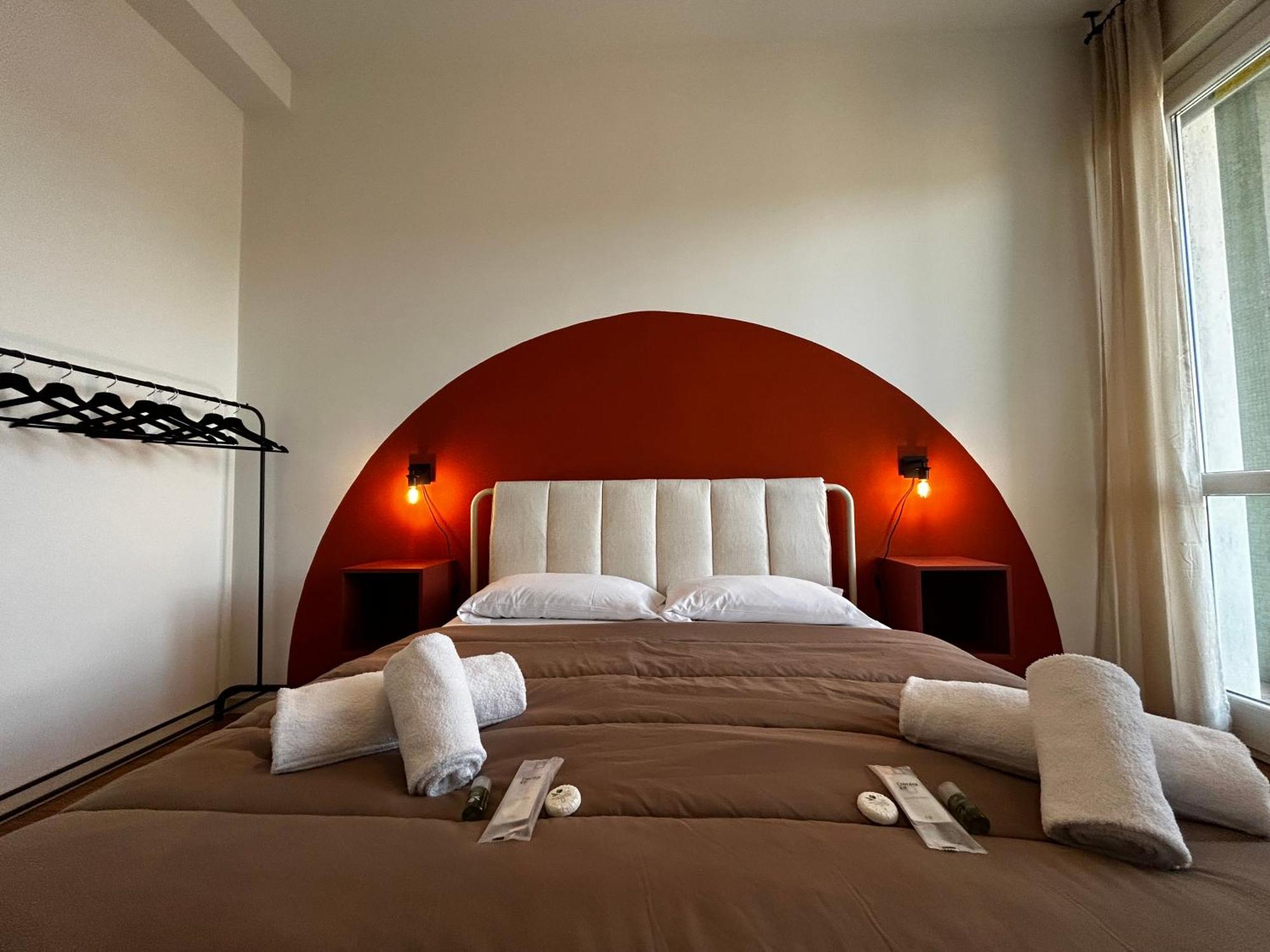 Big House-Private Parking-12" Walk From The Arena Apartment Verona Exterior photo